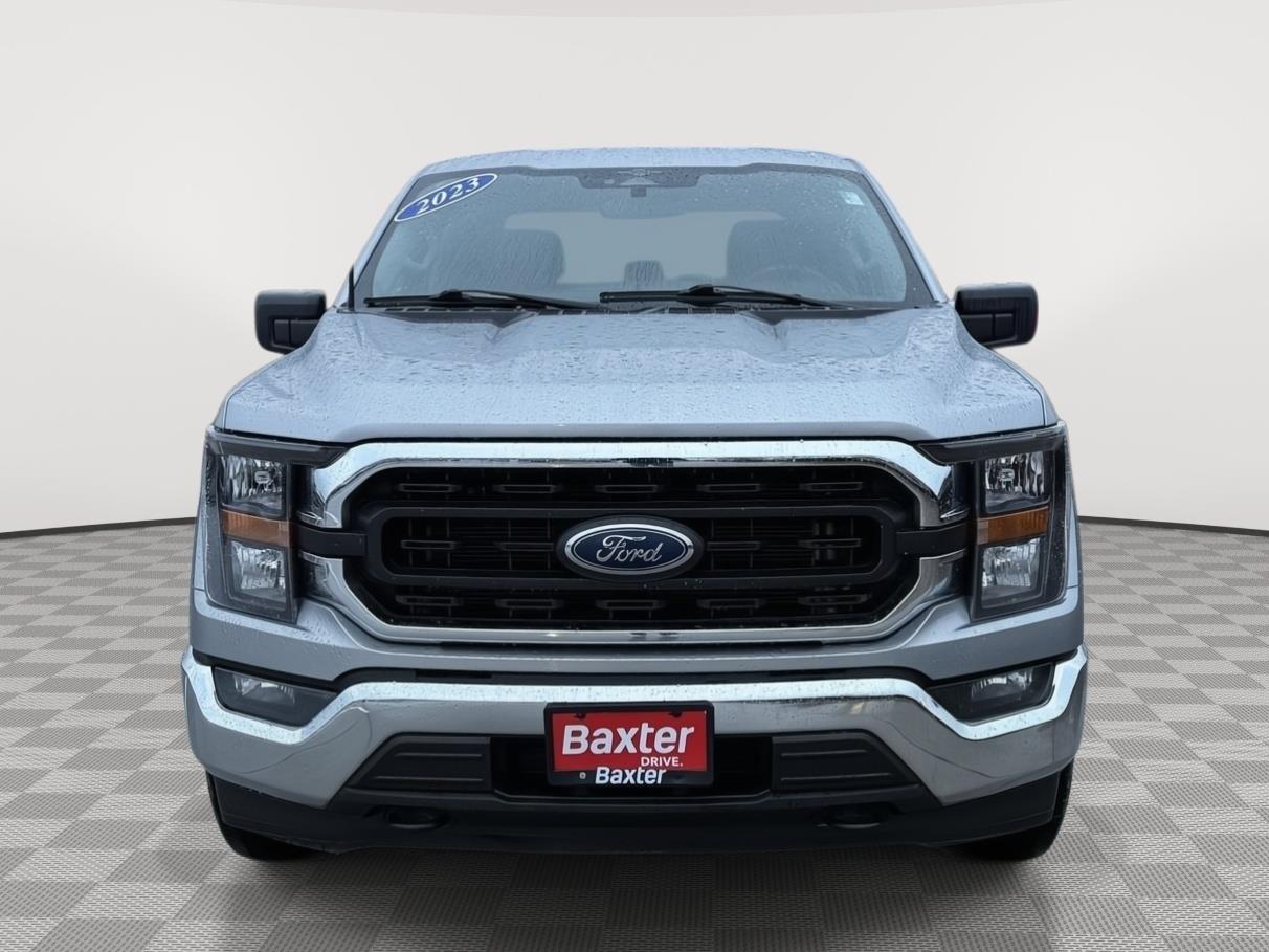 View vehicle photo 2