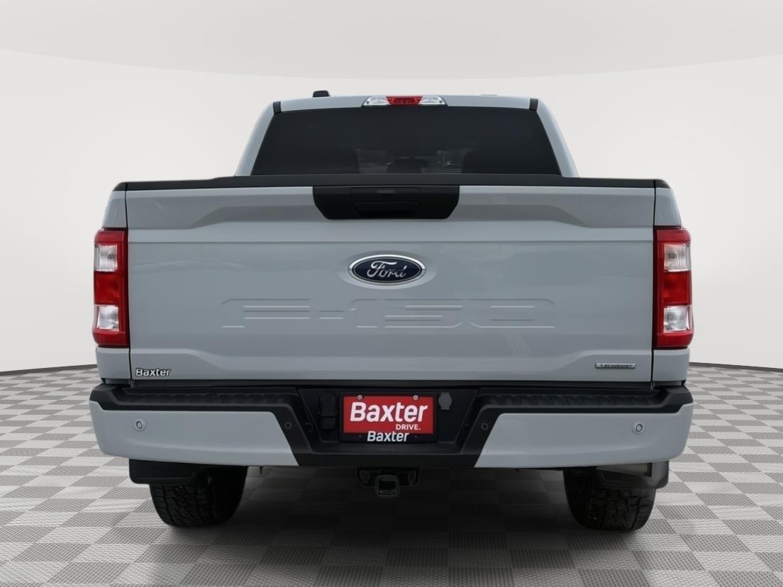 View vehicle photo 6