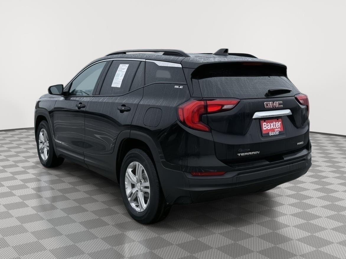 View vehicle photo 3