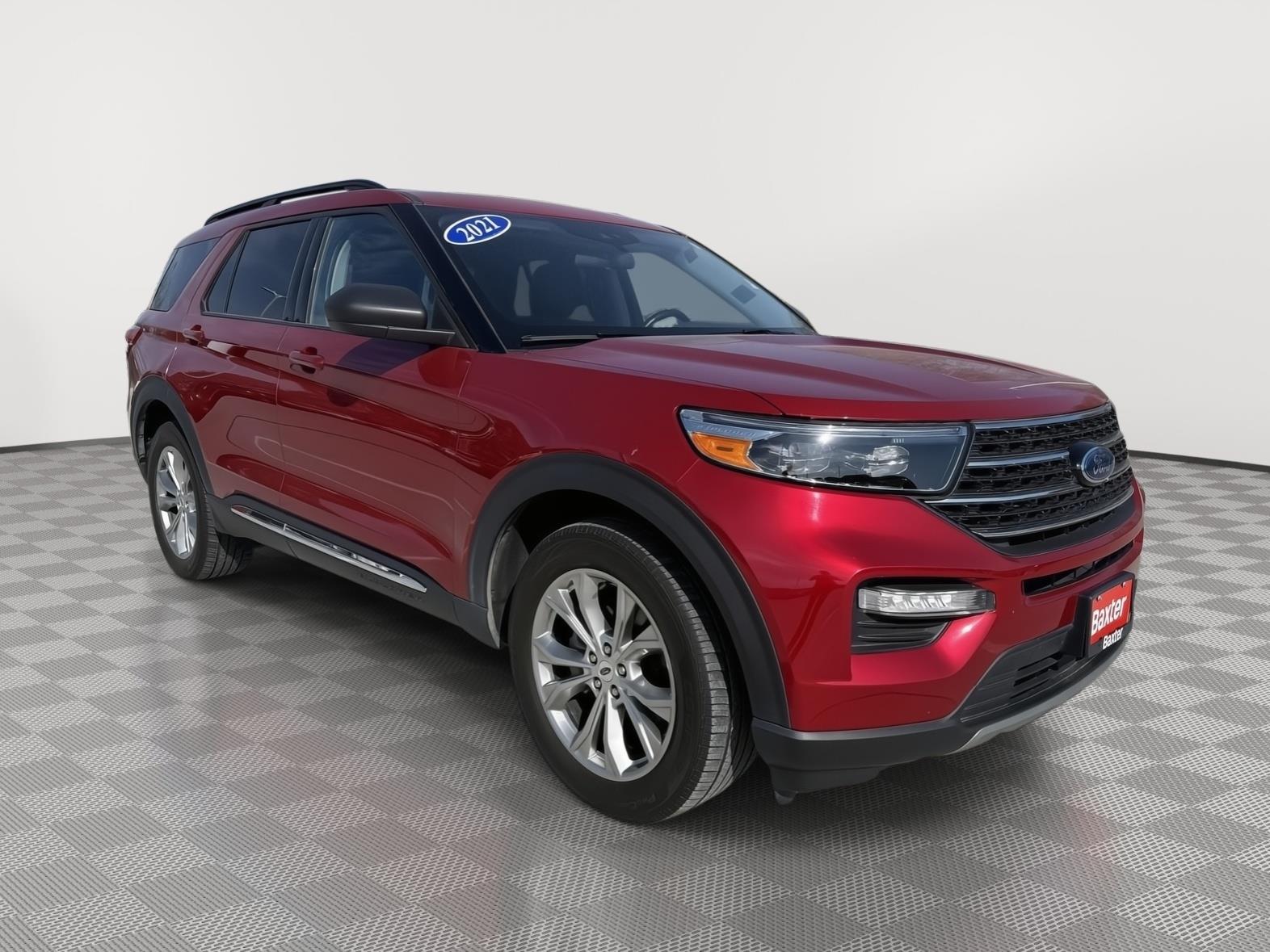 Rapid Red Metallic Tinted Clearcoat 2021 Ford Explorer SUV / Crossover All-Wheel Drive Automatic