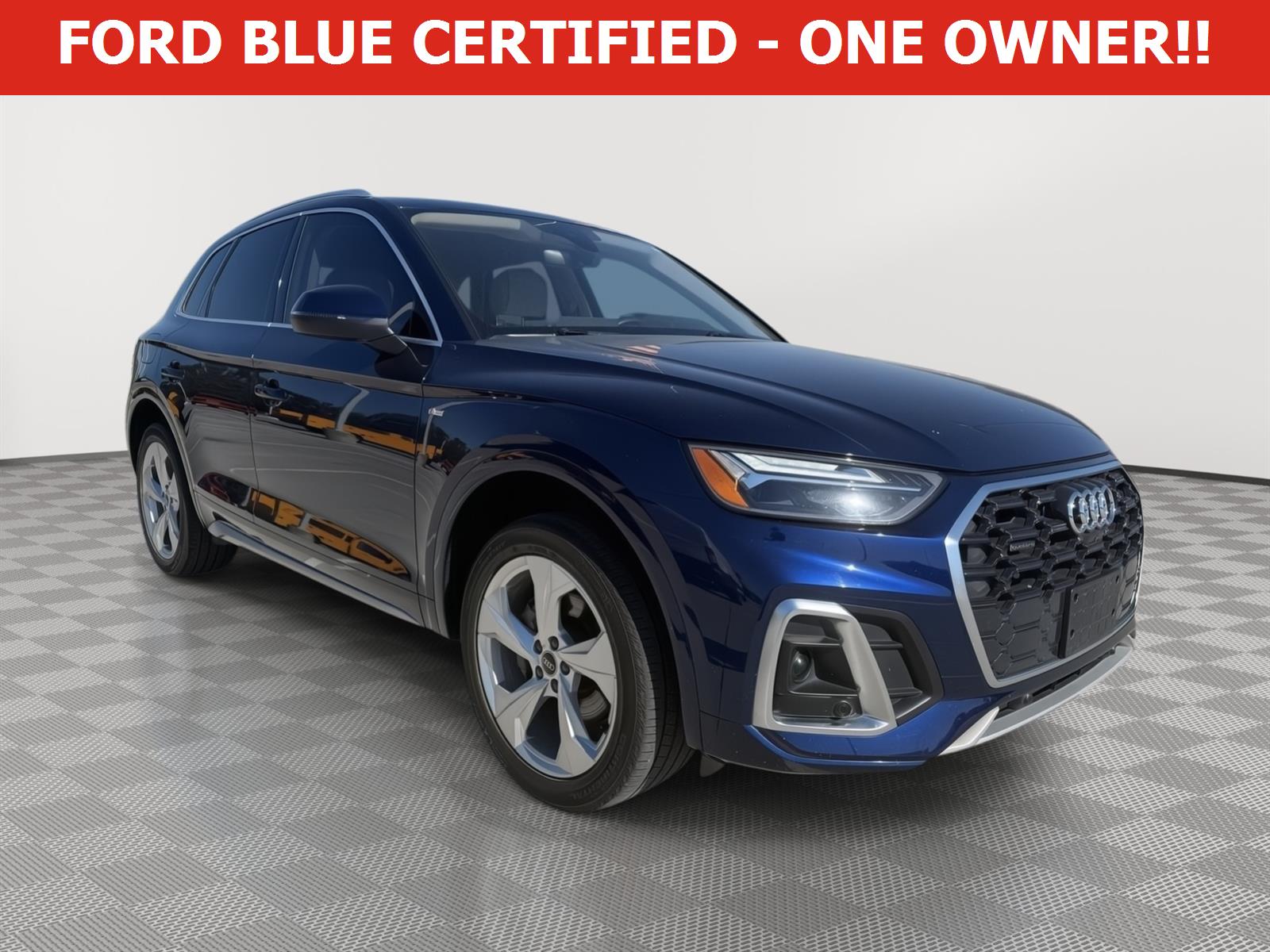 Navarra Blue Metallic 2023 Audi Q5 SUV / Crossover All-Wheel Drive Automatic