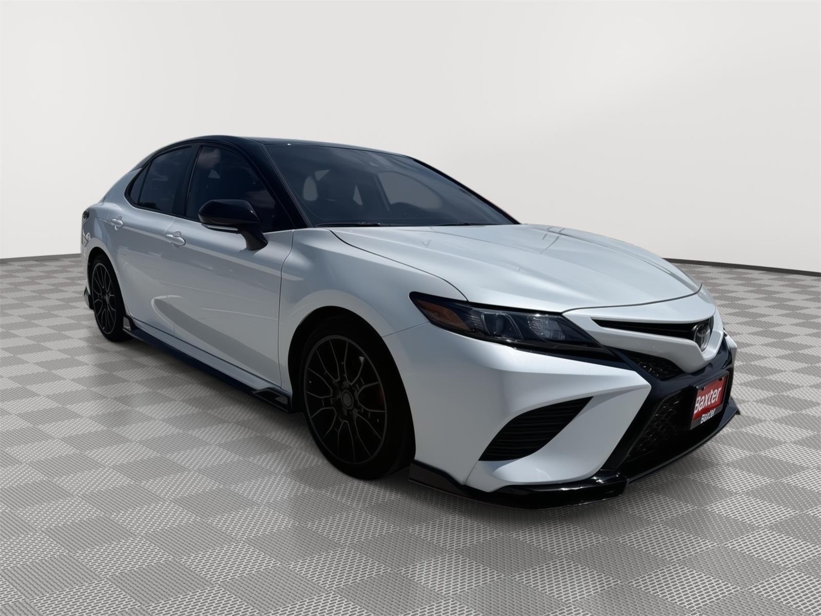 Wind Chill Pearl w/Midnight Black Metallic Roof 2023 Toyota Camry Sedan Front-Wheel Drive Automatic