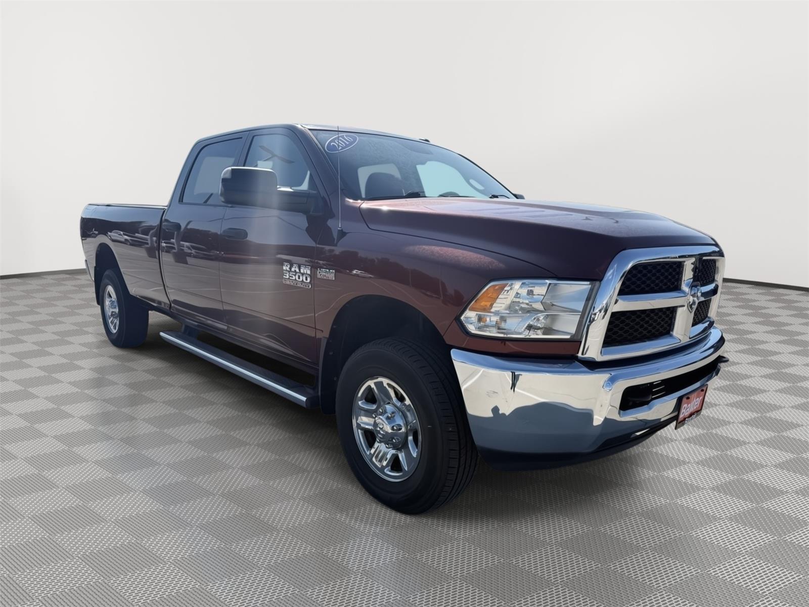 2016 RAM 3500 Rojo (Delmonico Red Pearlcoat) Camioneta Todo terreno 6 velocidades Automática