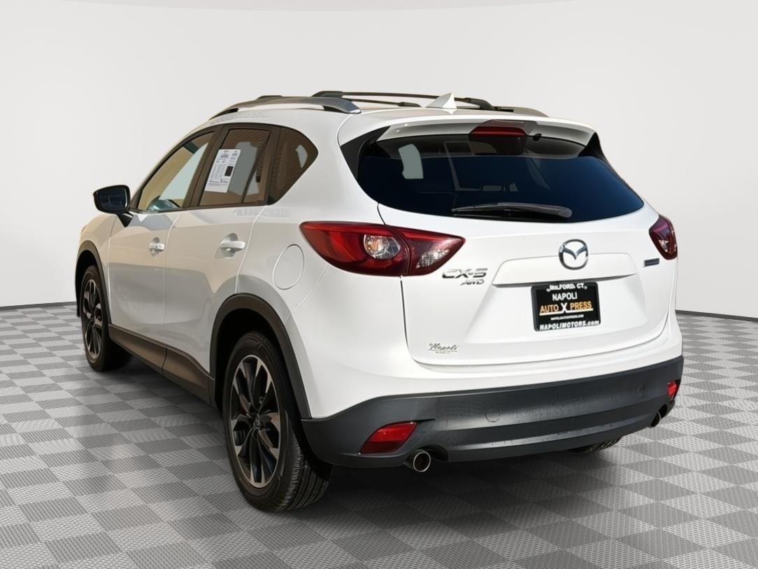 View vehicle photo 5