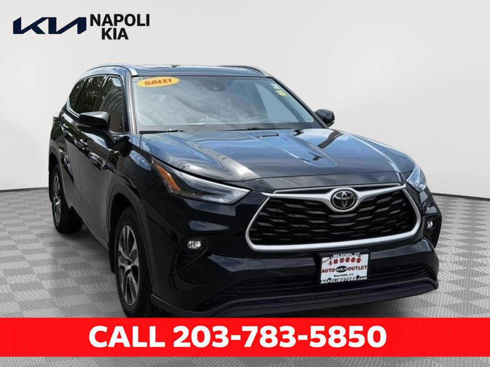Midnight Black Metallic 2021 Toyota Highlander SUV / Crossover All-Wheel Drive 8-Speed Automatic