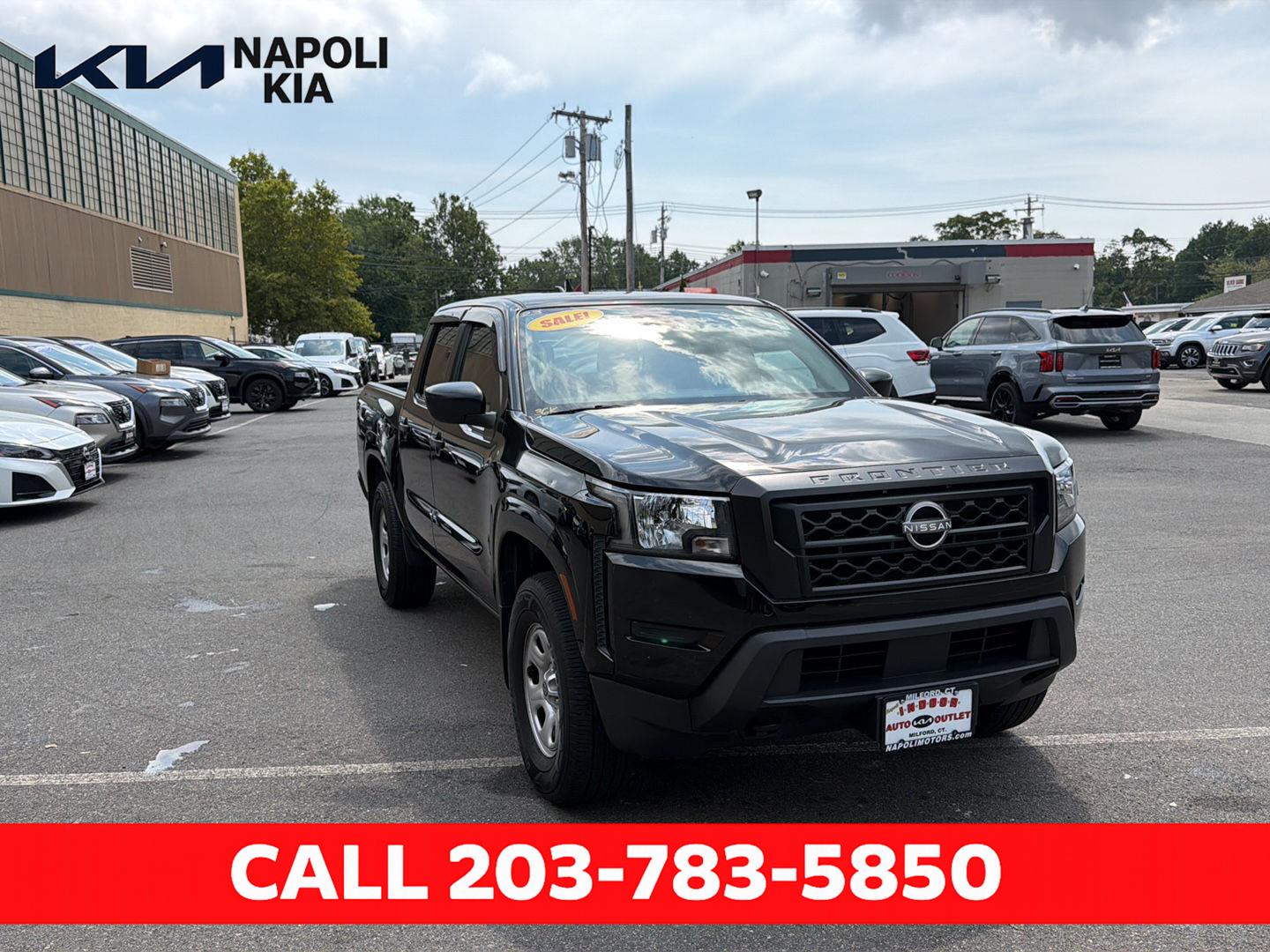 Super Black 2023 Nissan Frontier Pickup Truck Four-Wheel Drive Automatic
