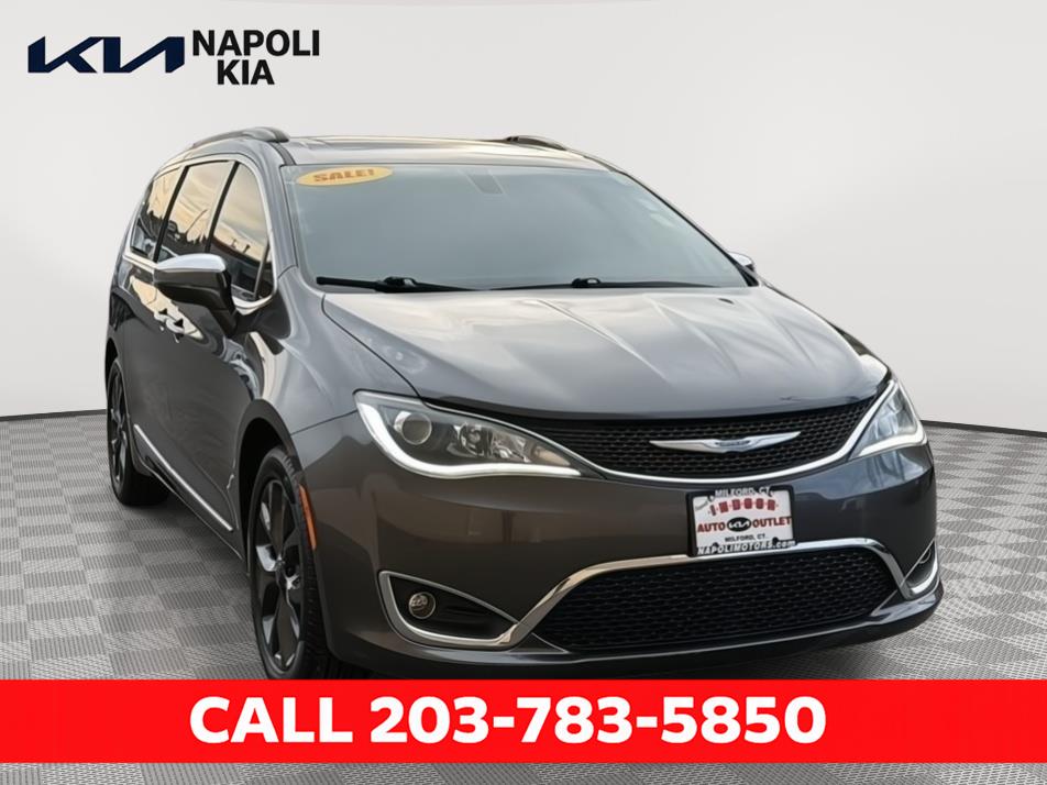 2019 Chrysler Pacifica Limited FWD