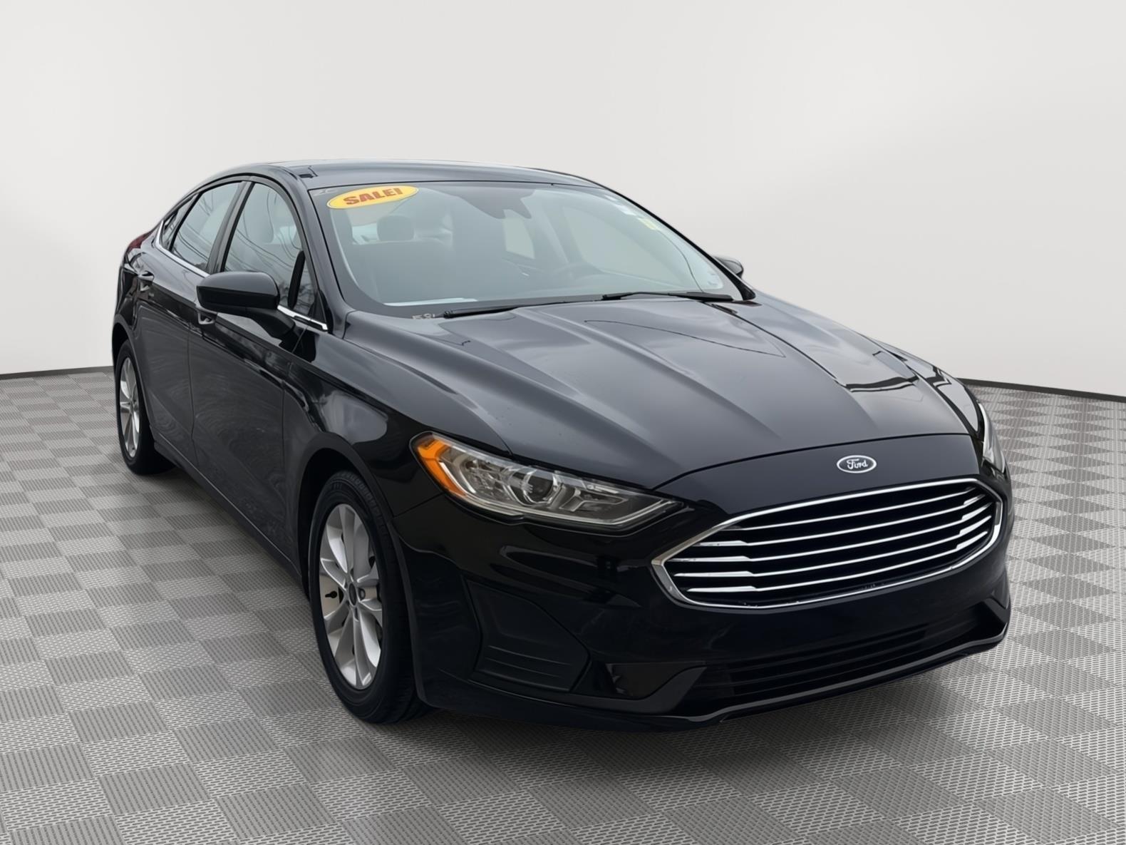 2020 Ford Fusion SE FWD