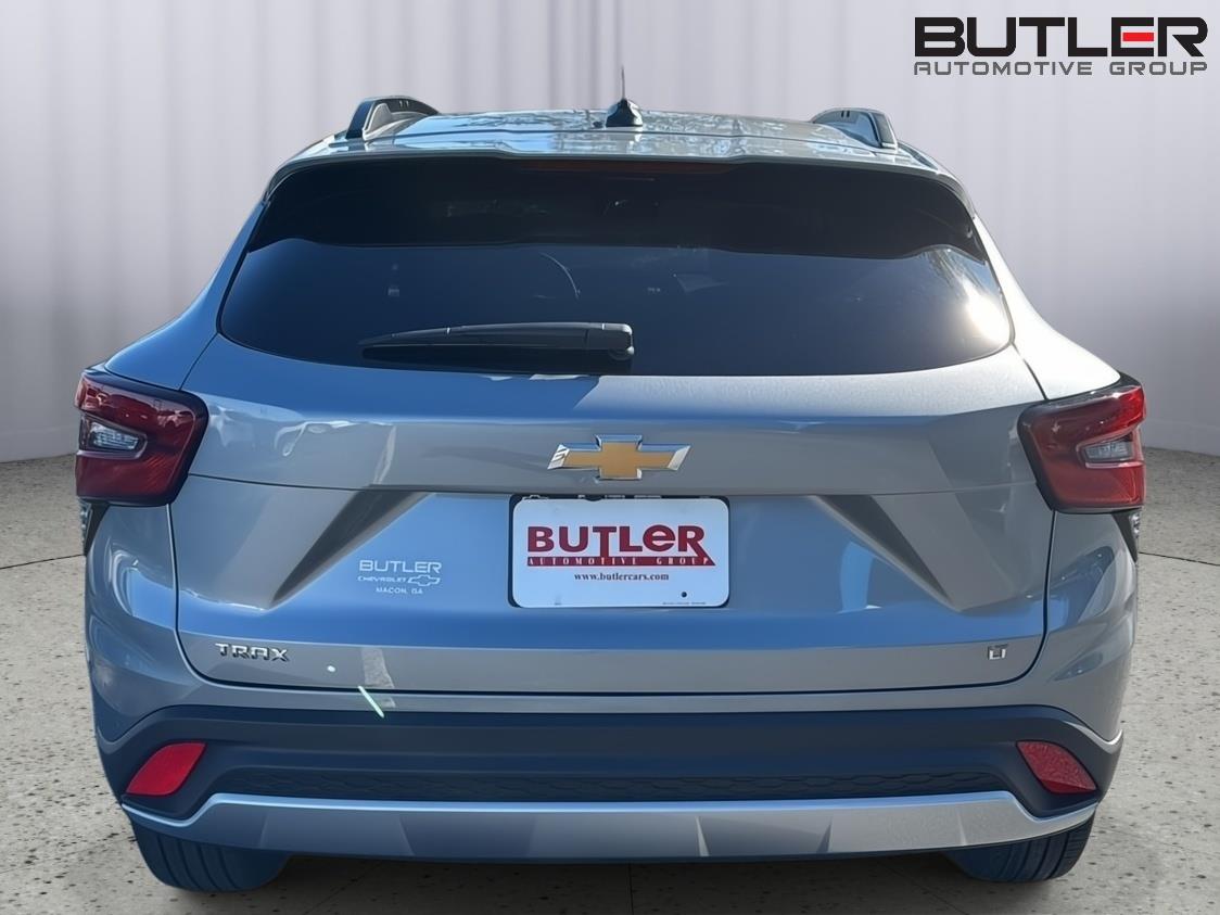 New 2026 Sterling Gray Metallic Chevrolet LT image 4