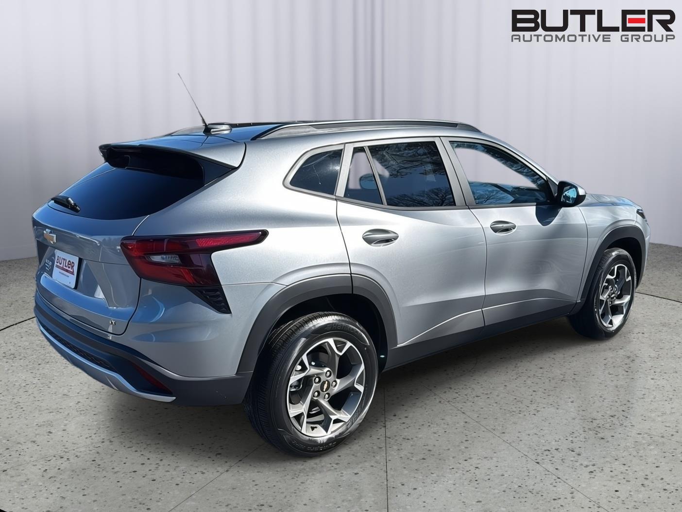 New 2026 Sterling Gray Metallic Chevrolet LT image 5