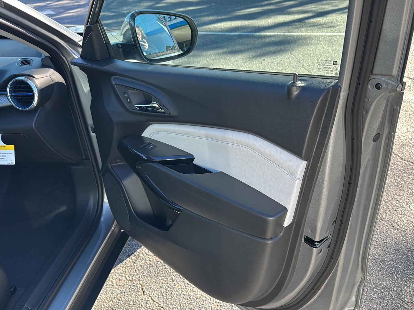 New 2026 Sterling Gray Metallic Chevrolet LT image 12