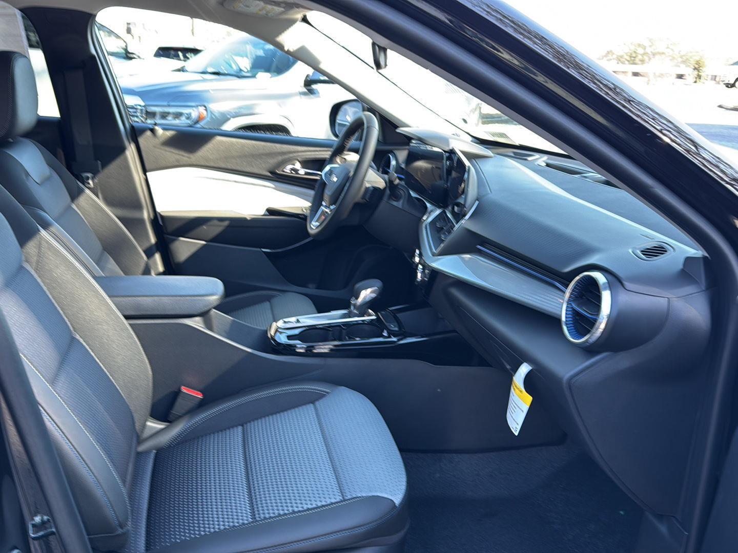 New 2026 Mosaic Black Metallic Chevrolet LT image 10