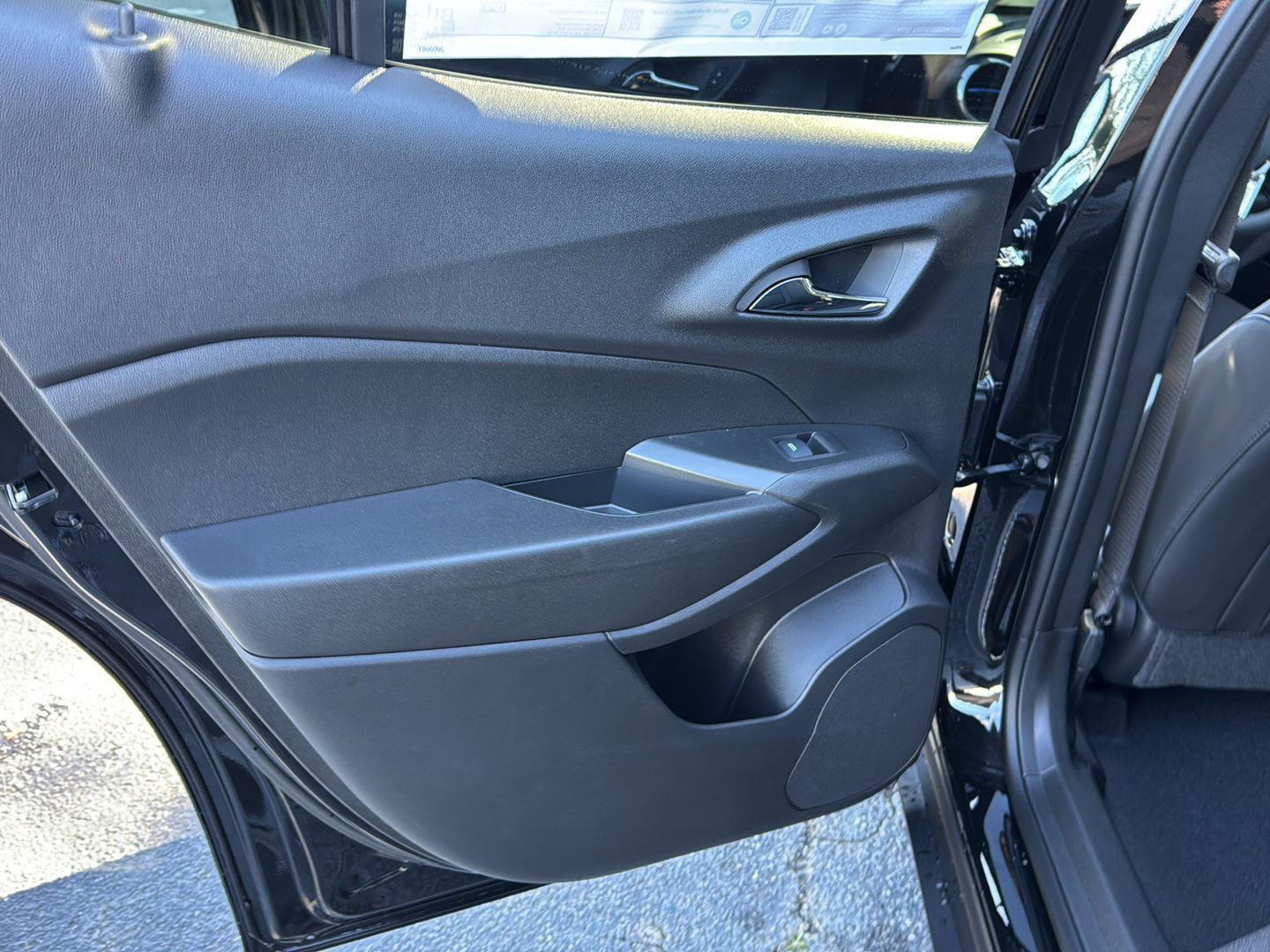 New 2026 Mosaic Black Metallic Chevrolet LT image 15