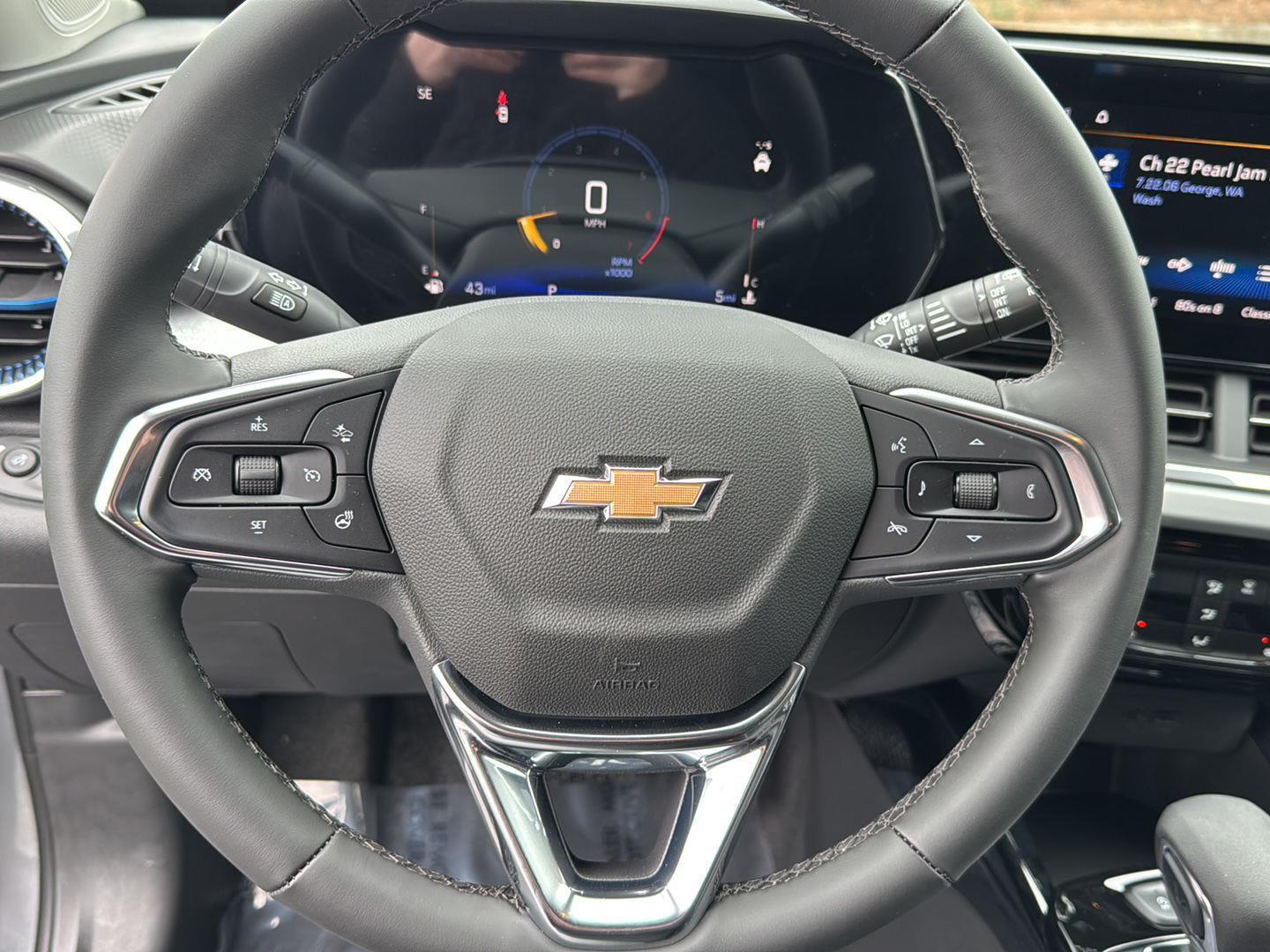 New 2026 Sterling Gray Metallic Chevrolet LT image 17