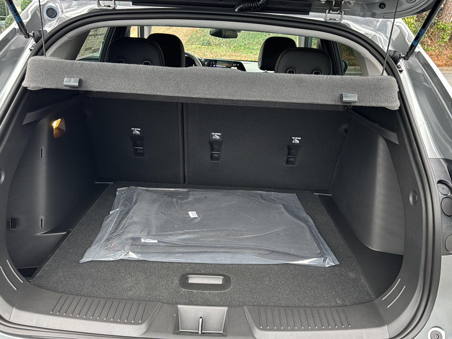 New 2026 Sterling Gray Metallic Chevrolet LT image 27