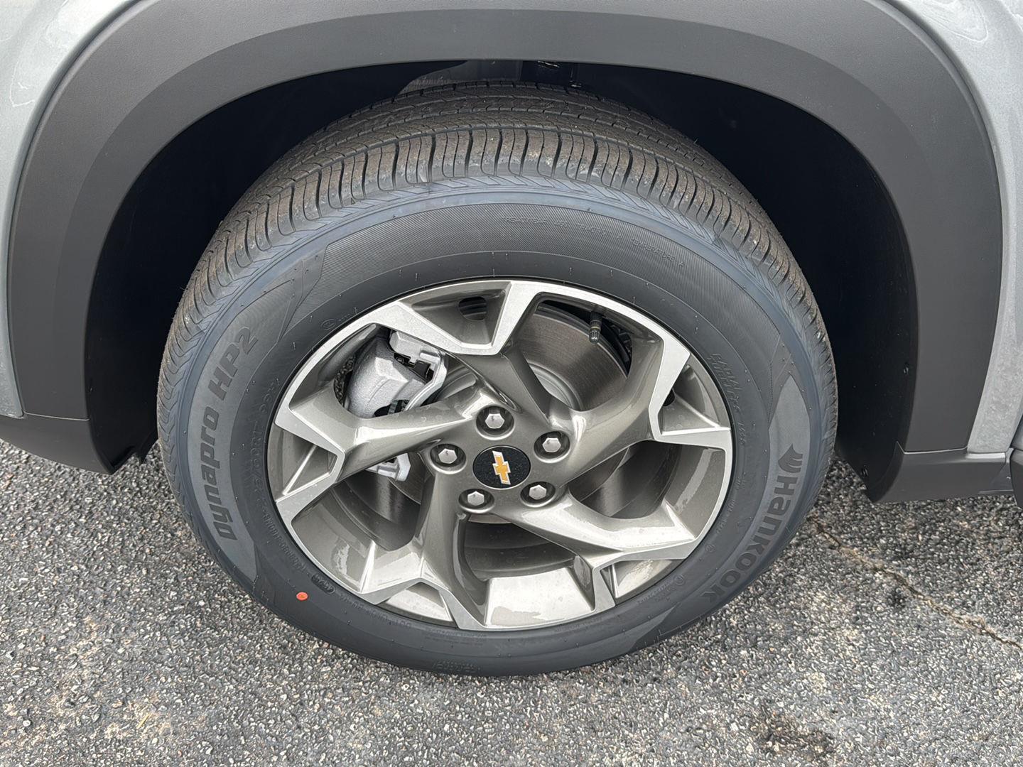 New 2026 Sterling Gray Metallic Chevrolet LT image 29