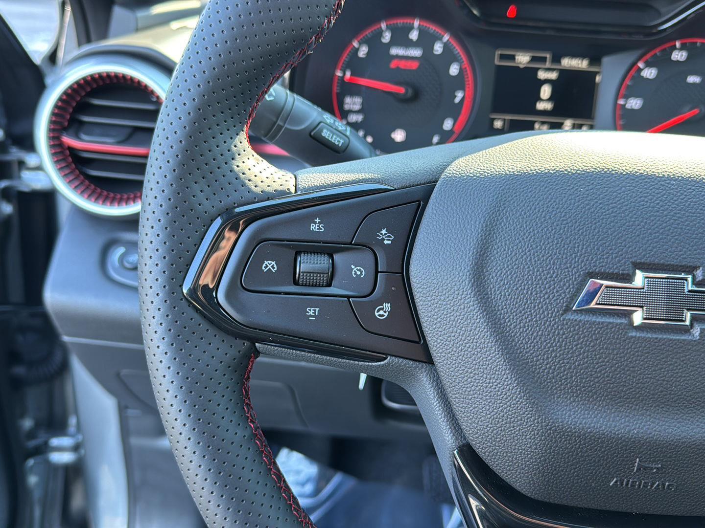 New 2026 Sterling Gray Metallic Chevrolet 1RS image 18