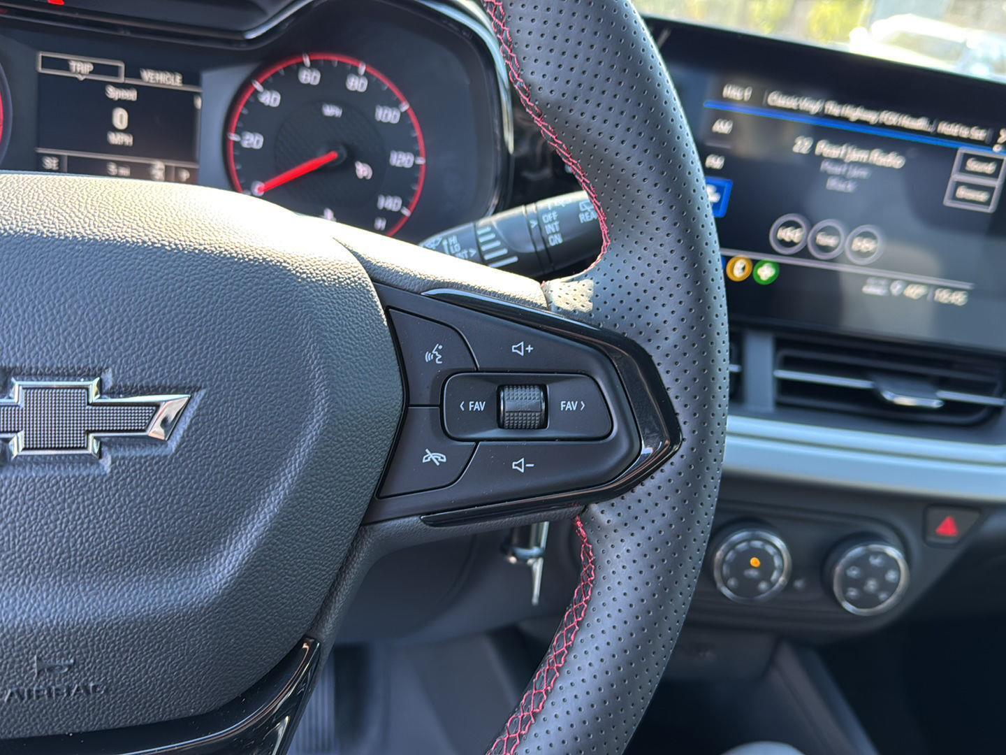 New 2026 Sterling Gray Metallic Chevrolet 1RS image 19