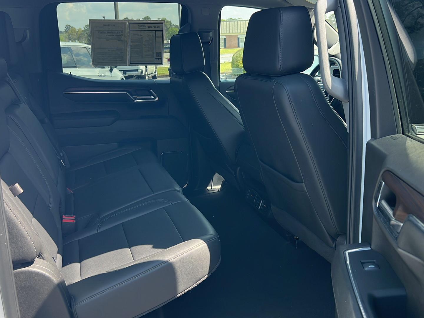 Used 2024 Summit White GMC SLT image 12