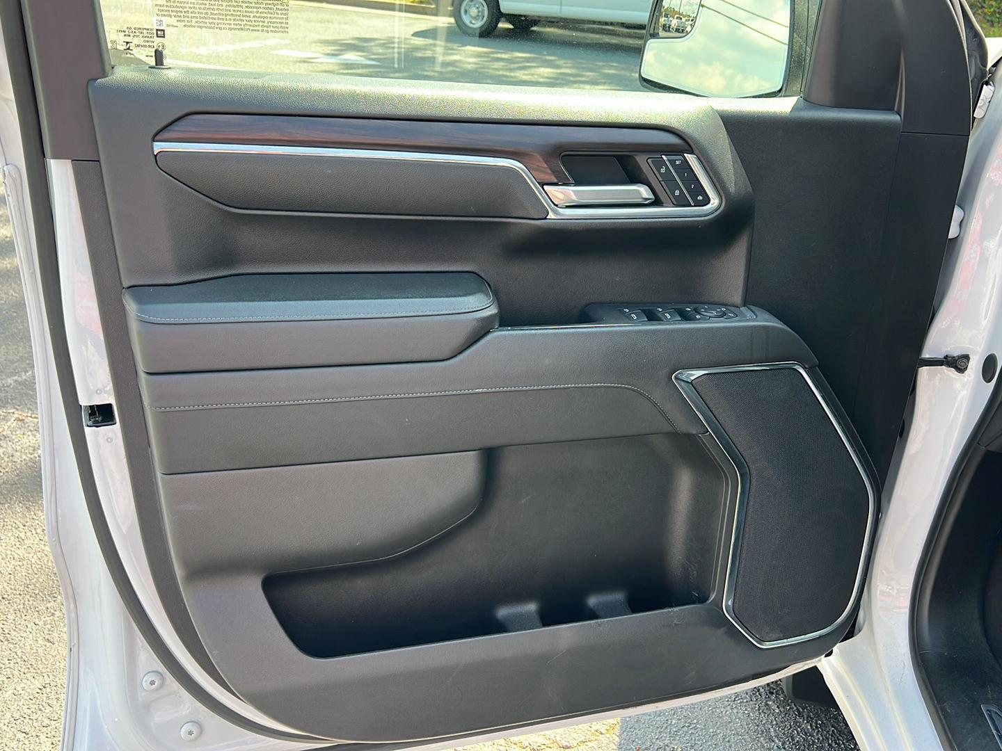 Used 2024 Summit White GMC SLT image 16