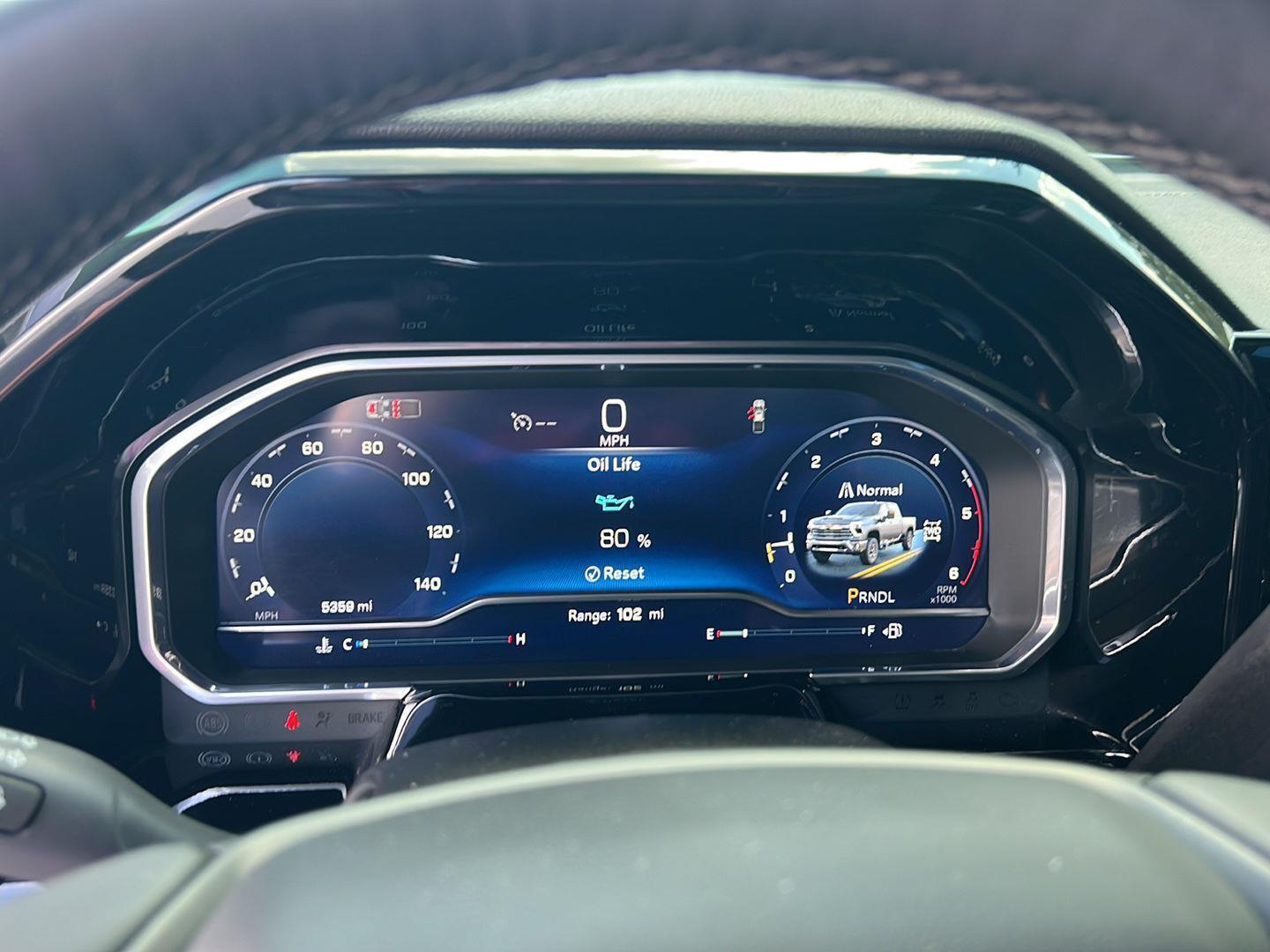 Used 2025 Summit White Chevrolet LT image 23