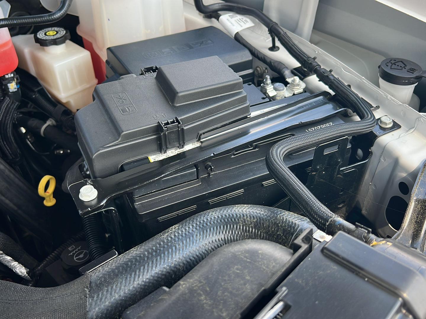 Used 2025 Summit White Chevrolet LT image 37