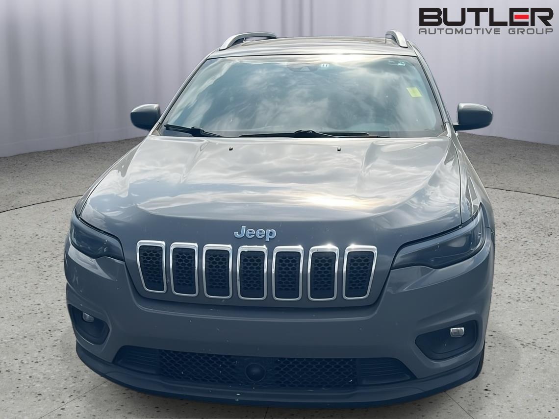 Used 2021 Sting-Gray Clearcoat Jeep Latitude Plus image 10