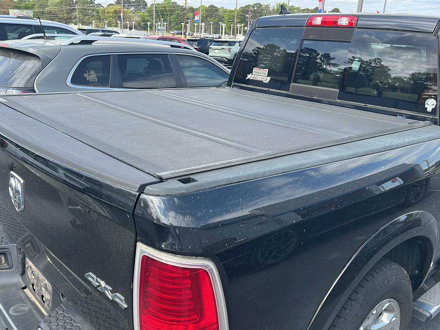 Used 2017 Brilliant Black Crystal Pearlcoat Ram Laramie image 9