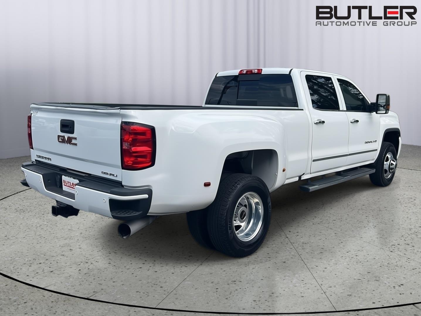 Used 2016 Summit White GMC Denali image 6