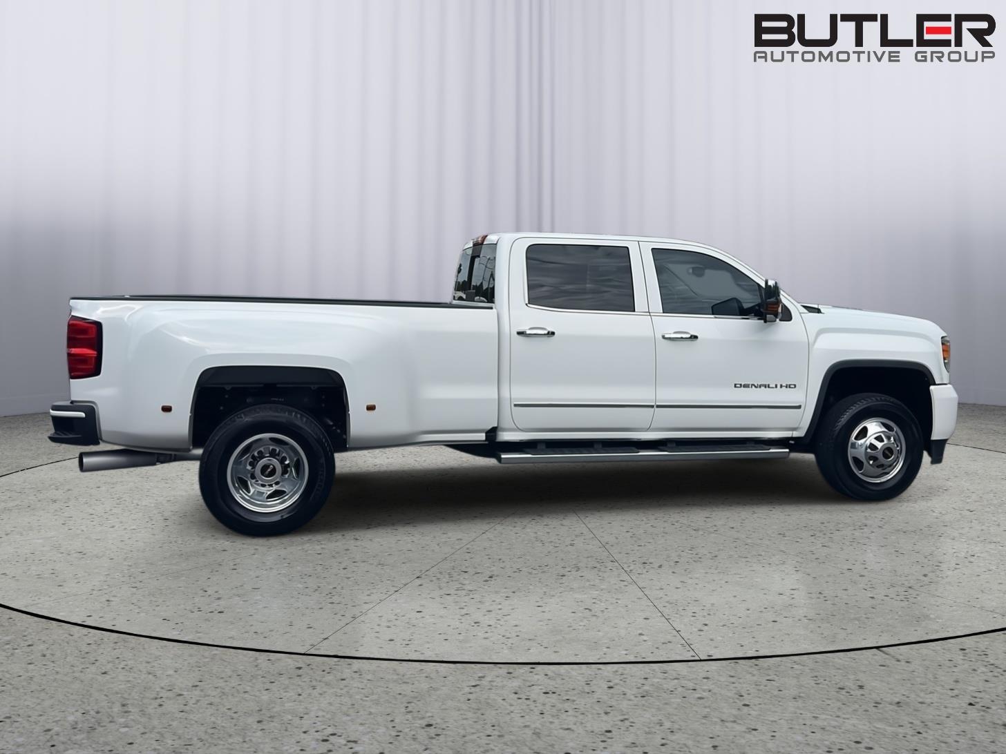 Used 2016 Summit White GMC Denali image 7