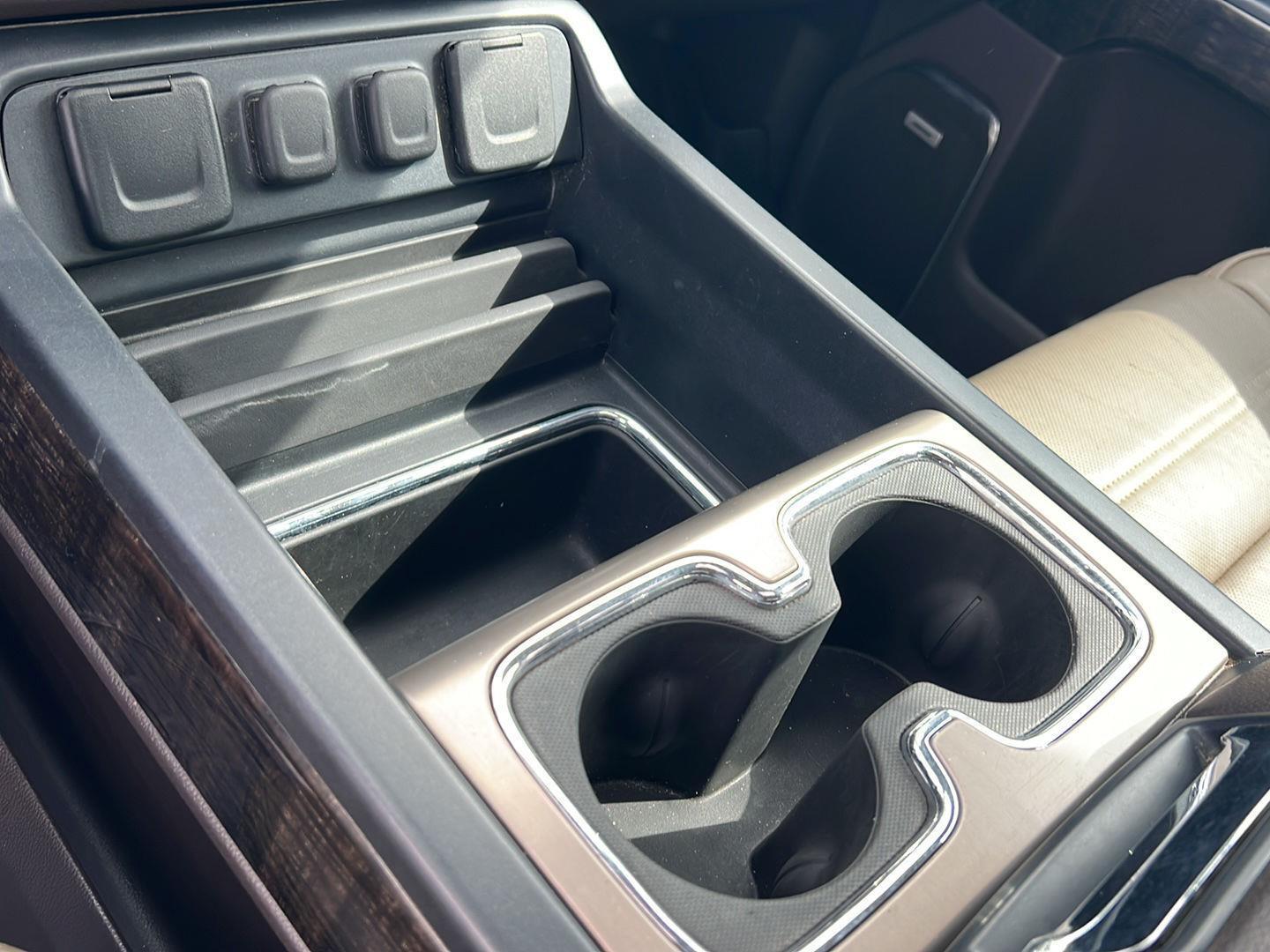 Used 2016 Summit White GMC Denali image 30