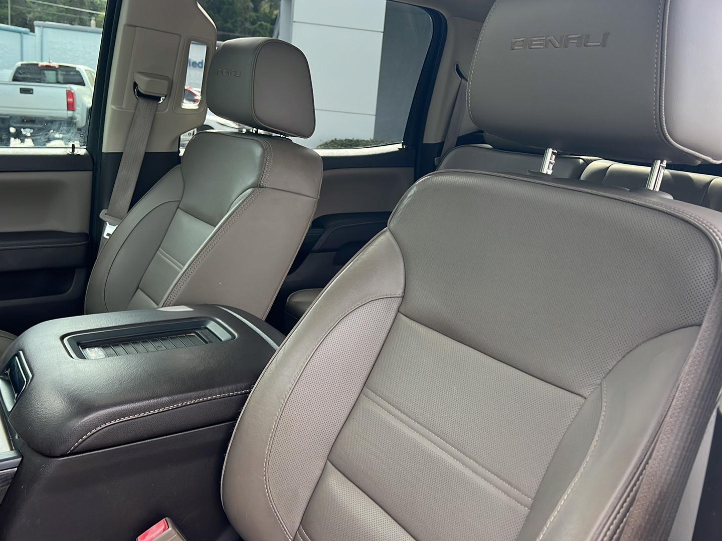 Used 2016 Summit White GMC Denali image 31