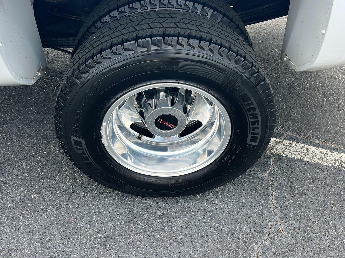 Used 2016 Summit White GMC Denali image 41