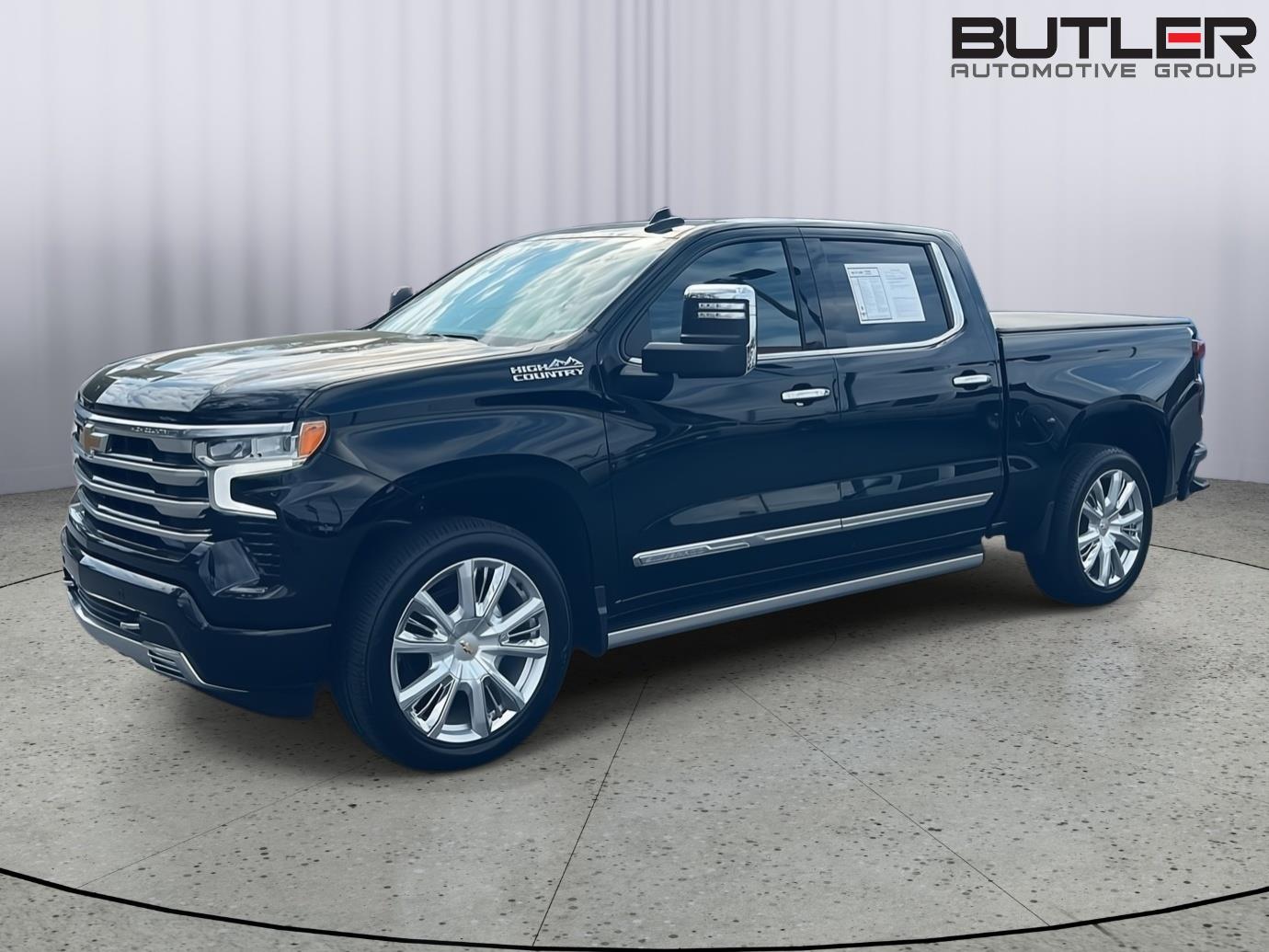 Used 2024 Black Chevrolet High Country image 2