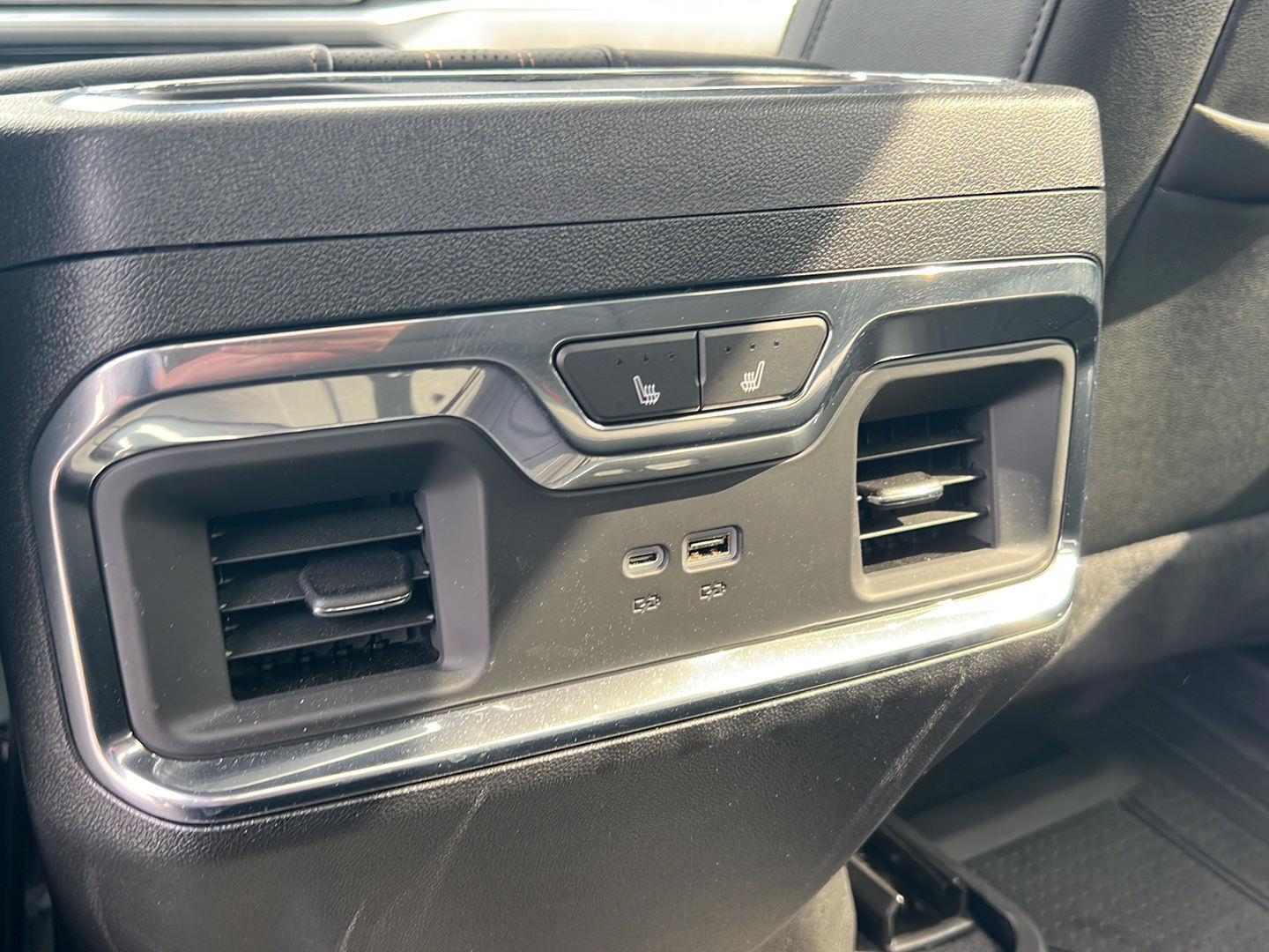 Used 2024 Black Chevrolet High Country image 12