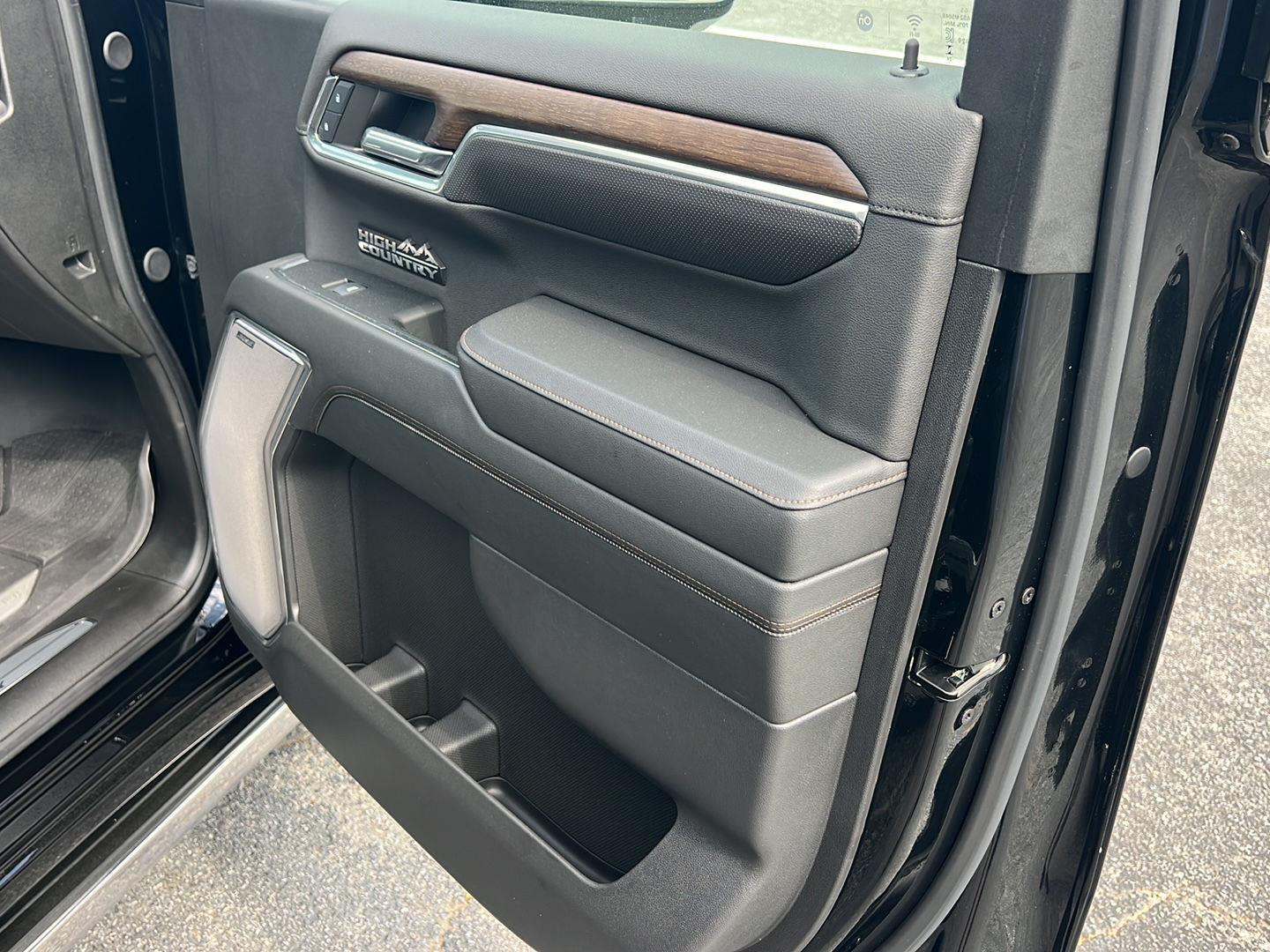 Used 2024 Black Chevrolet High Country image 15