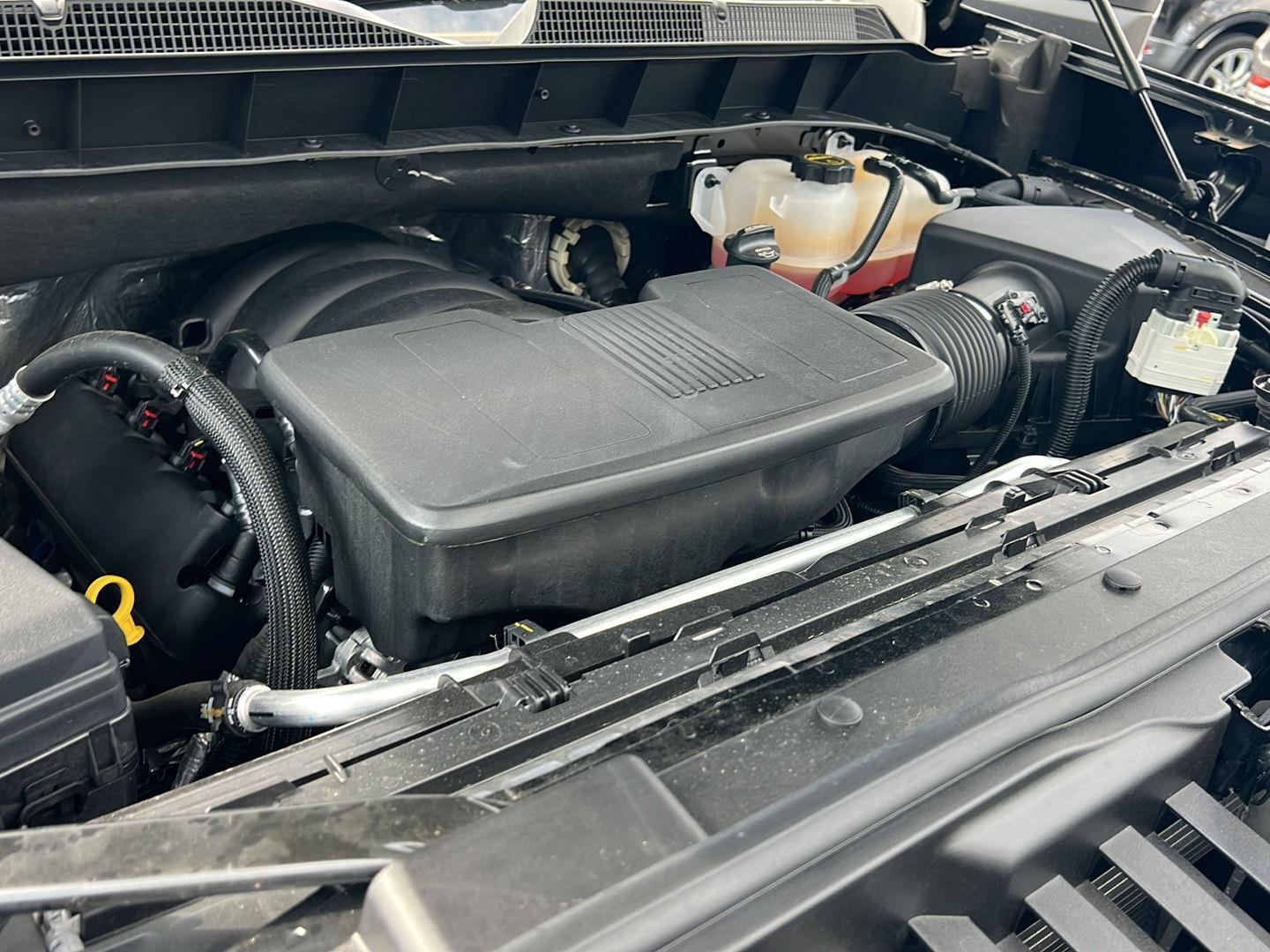 Used 2024 Black Chevrolet High Country image 37