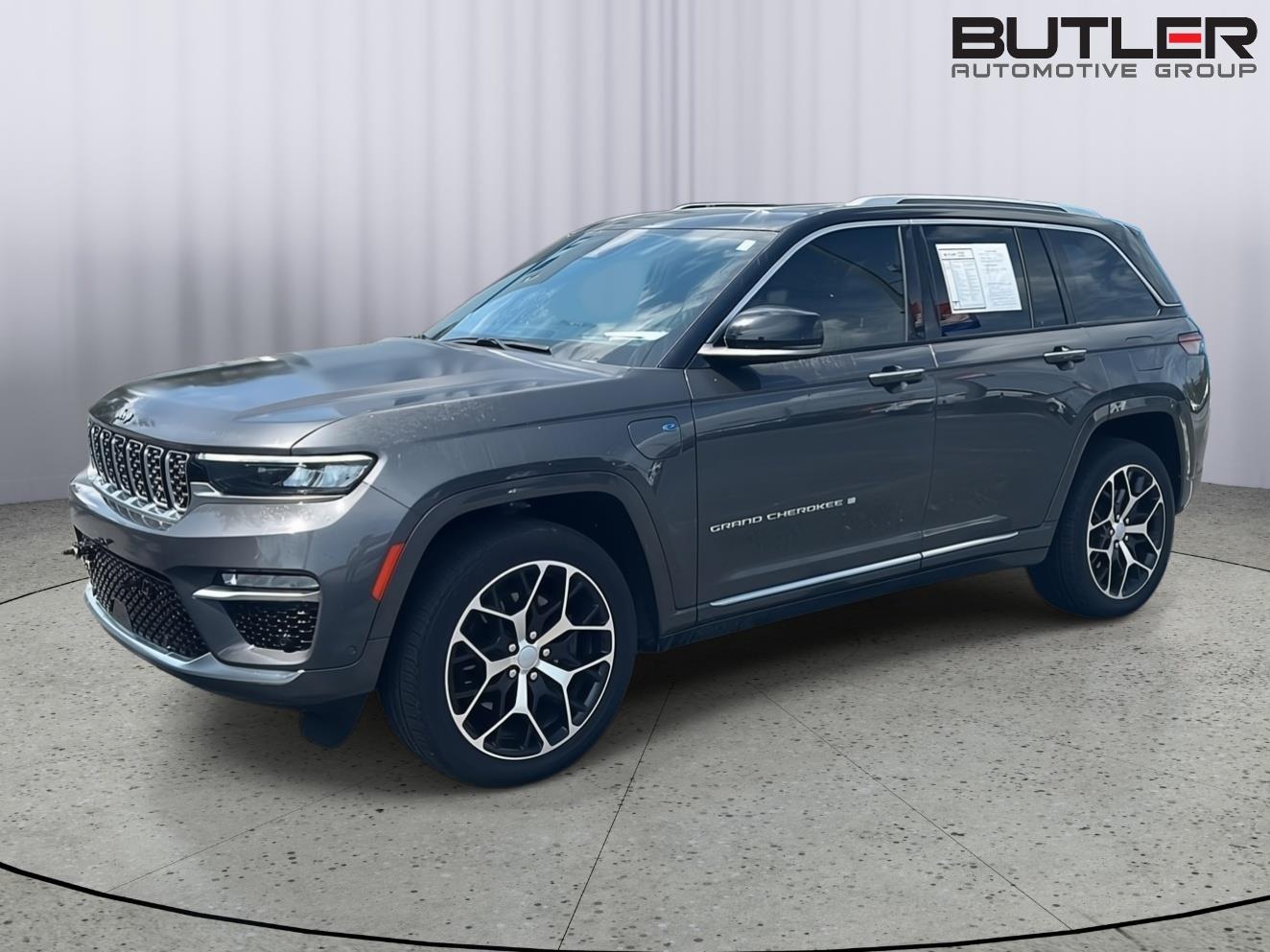 Used 2022 Baltic Gray Metallic Clearcoat Jeep Summit Reserve image 2