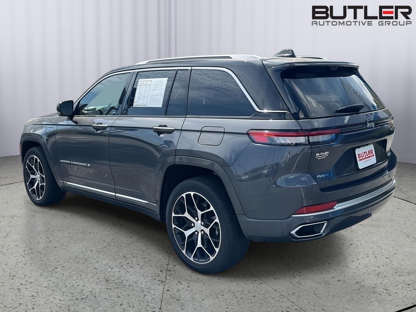 Used 2022 Baltic Gray Metallic Clearcoat Jeep Summit Reserve image 4