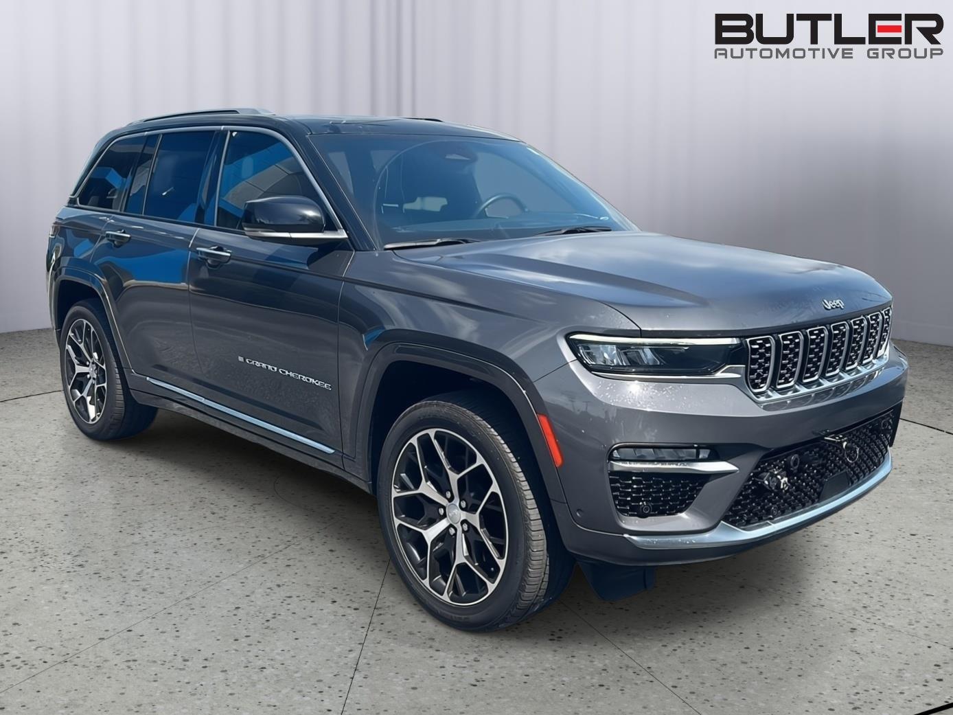 Used 2022 Baltic Gray Metallic Clearcoat Jeep Summit Reserve image 8