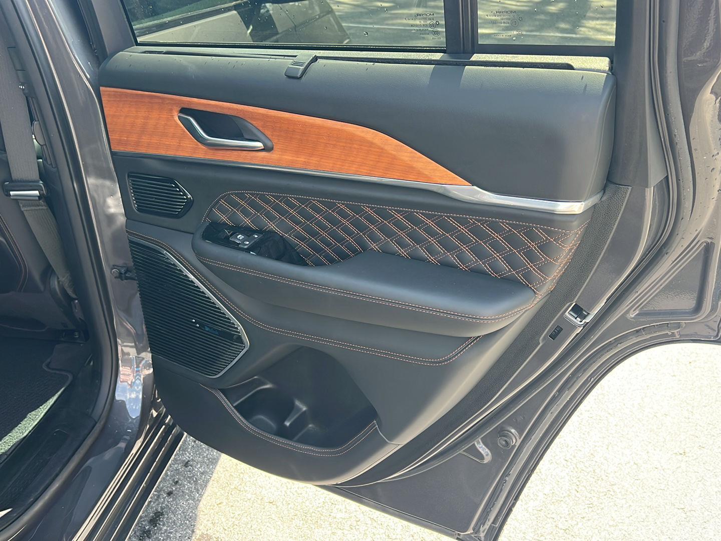 Used 2022 Baltic Gray Metallic Clearcoat Jeep Summit Reserve image 16