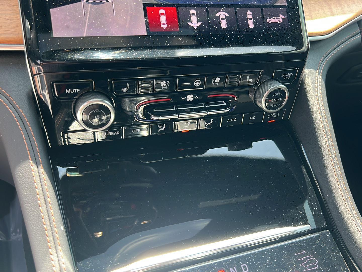 Used 2022 Baltic Gray Metallic Clearcoat Jeep Summit Reserve image 29