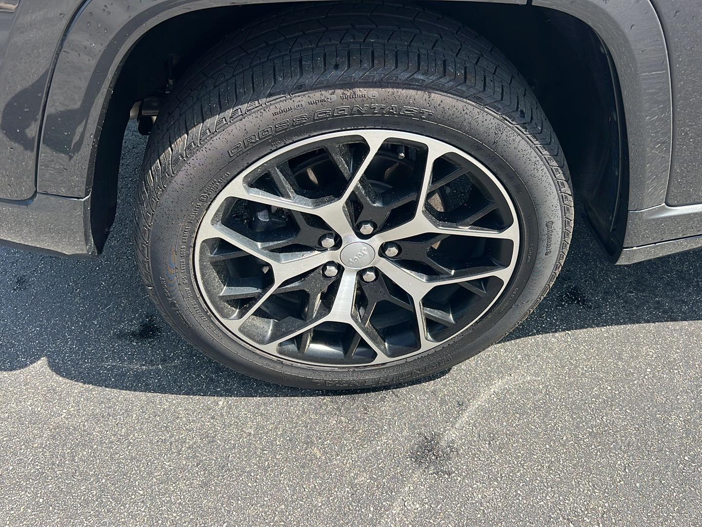 Used 2022 Baltic Gray Metallic Clearcoat Jeep Summit Reserve image 42