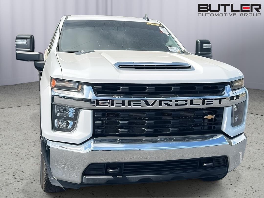 Used 2022 Summit White Chevrolet LT image 5