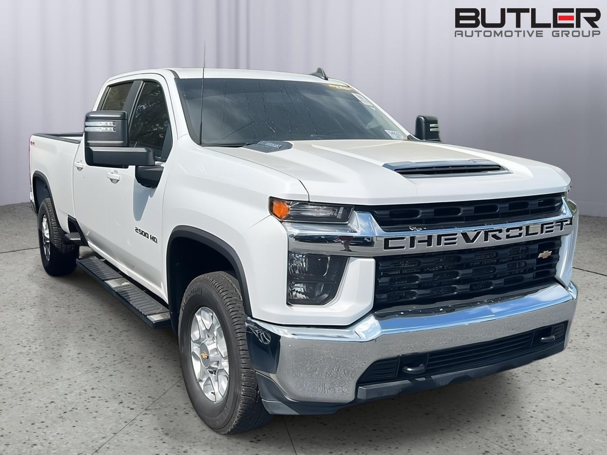 Used 2022 Summit White Chevrolet LT image 6