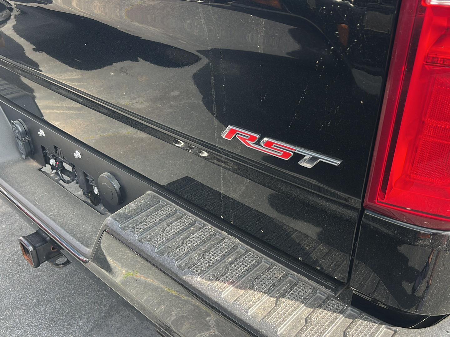 Used 2023 Black Chevrolet RST image 9