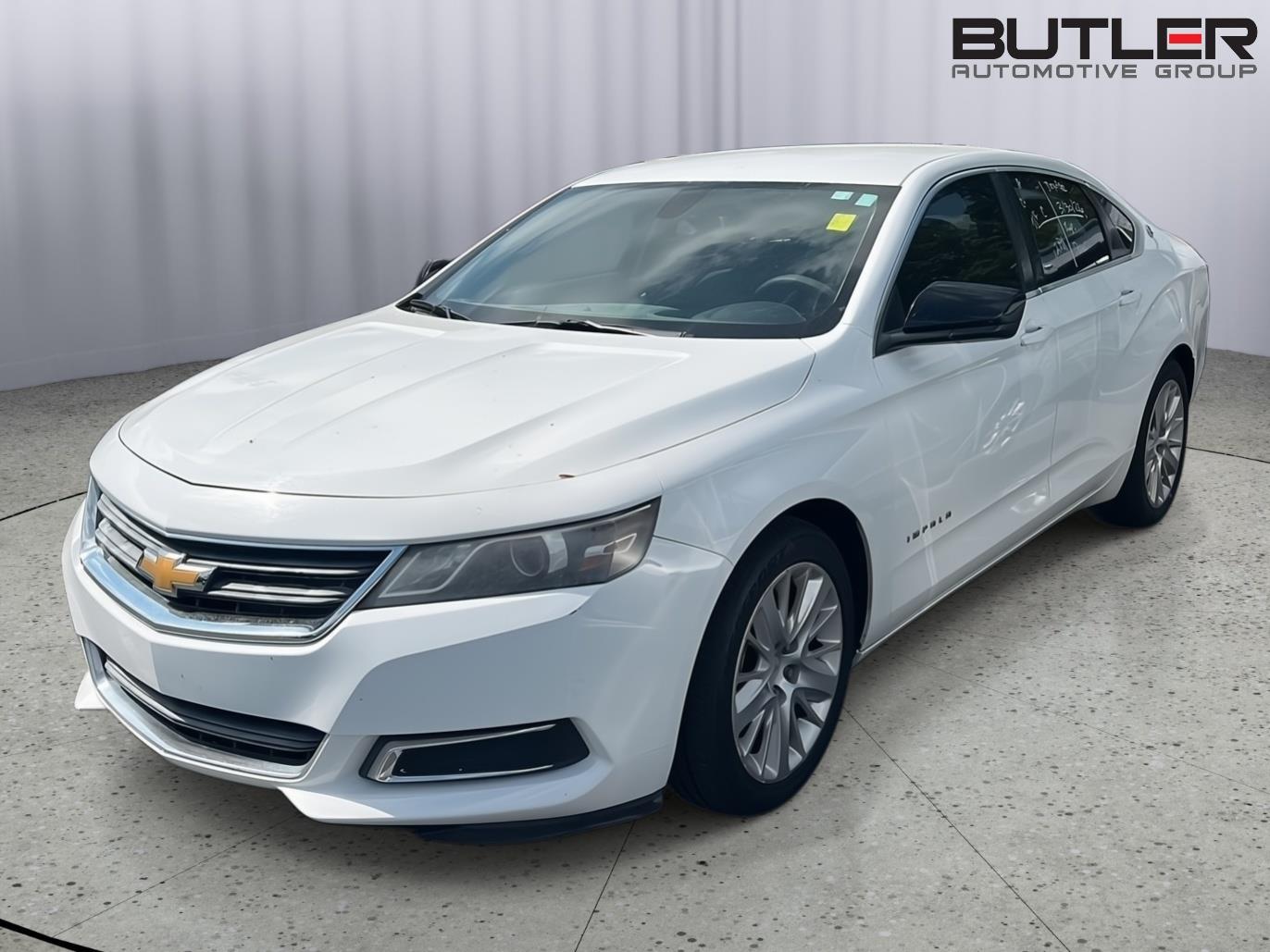 Used 2014 Summit White Chevrolet LS image 2