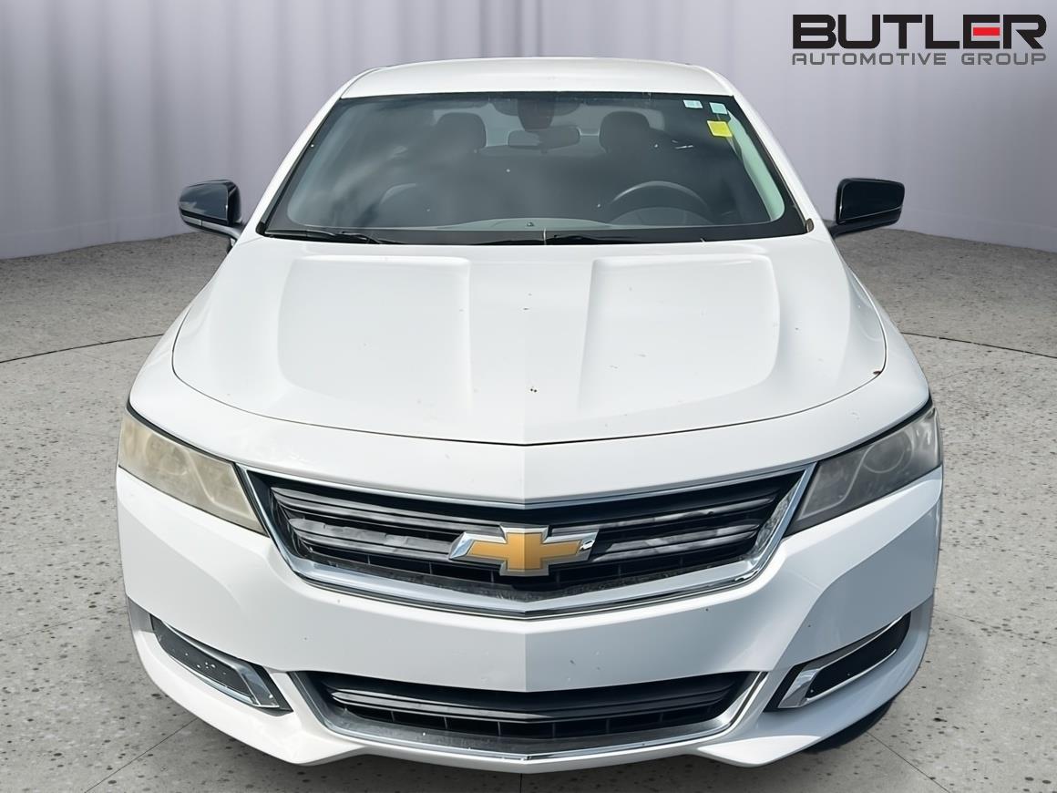 Used 2014 Summit White Chevrolet LS image 4