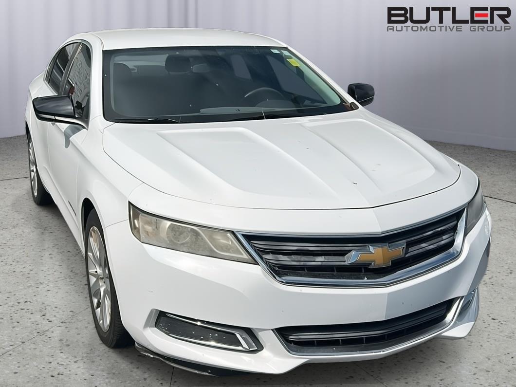 Used 2014 Summit White Chevrolet LS image 5