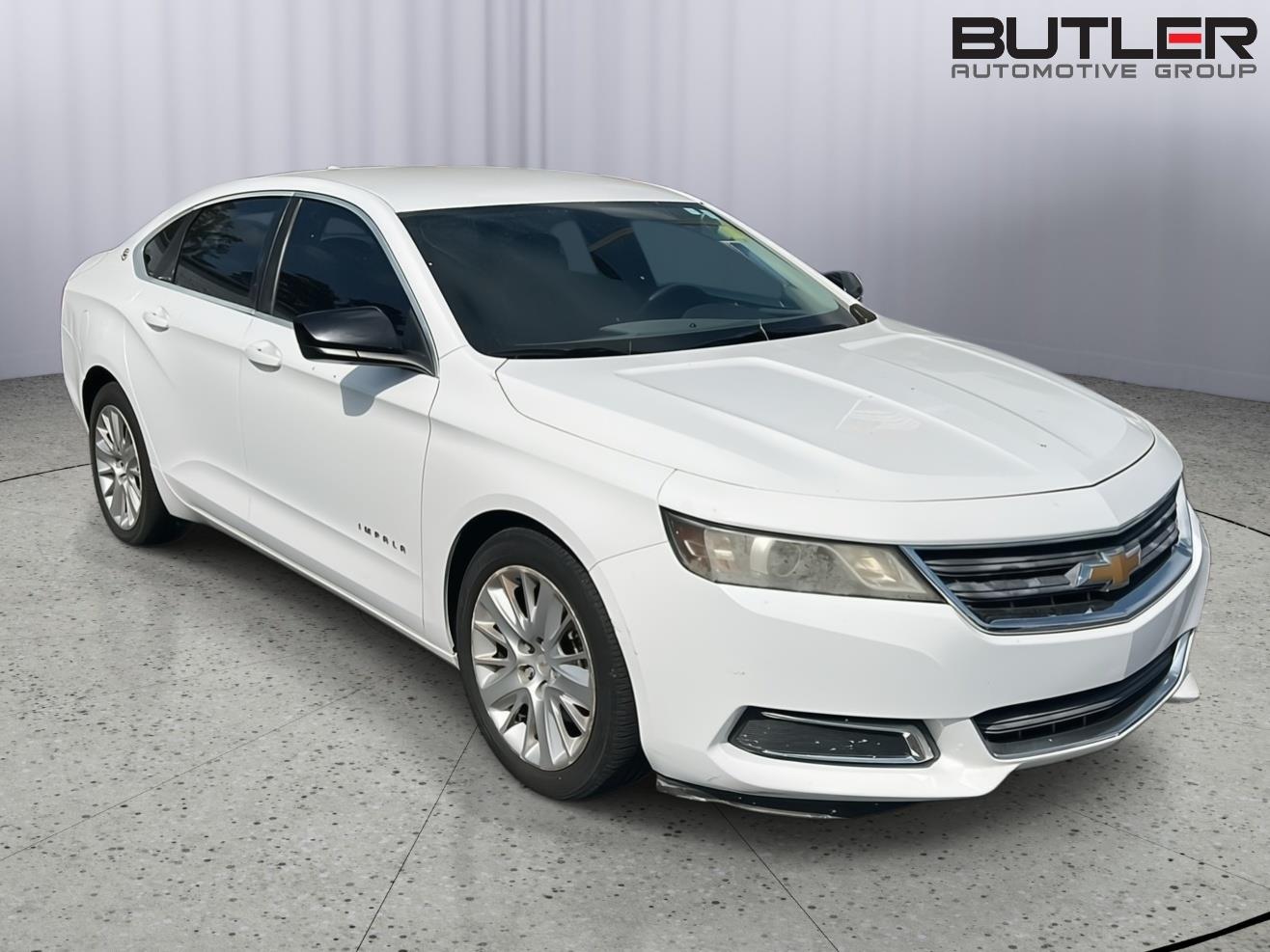 Used 2014 Summit White Chevrolet LS image 6